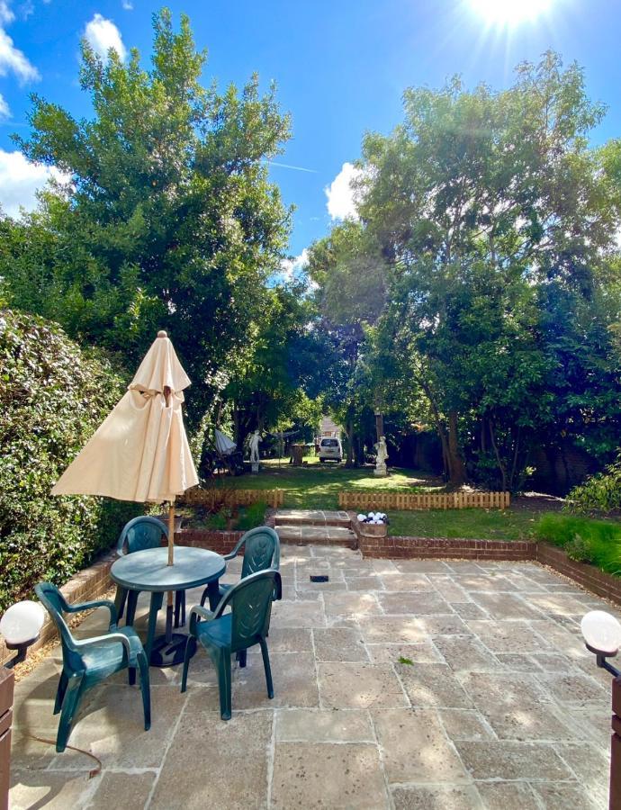 Lala Mundi Bed & Breakfast Brading Dış mekan fotoğraf